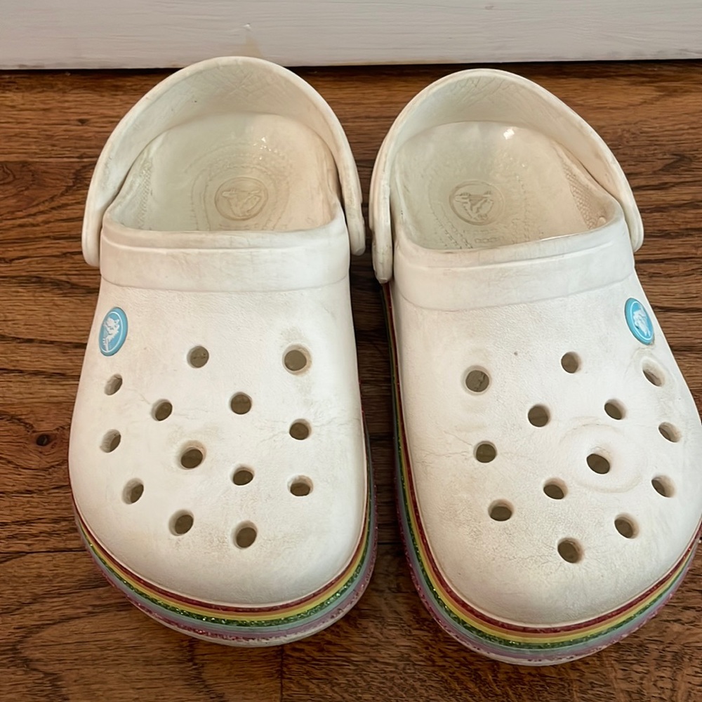 Girls Crocs Size J2 white with rainbow trim